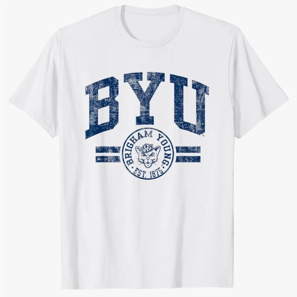 🆕 BYU Cougars Vintage Thread Officially Licensed T-Shirt - Picture 1 of 4